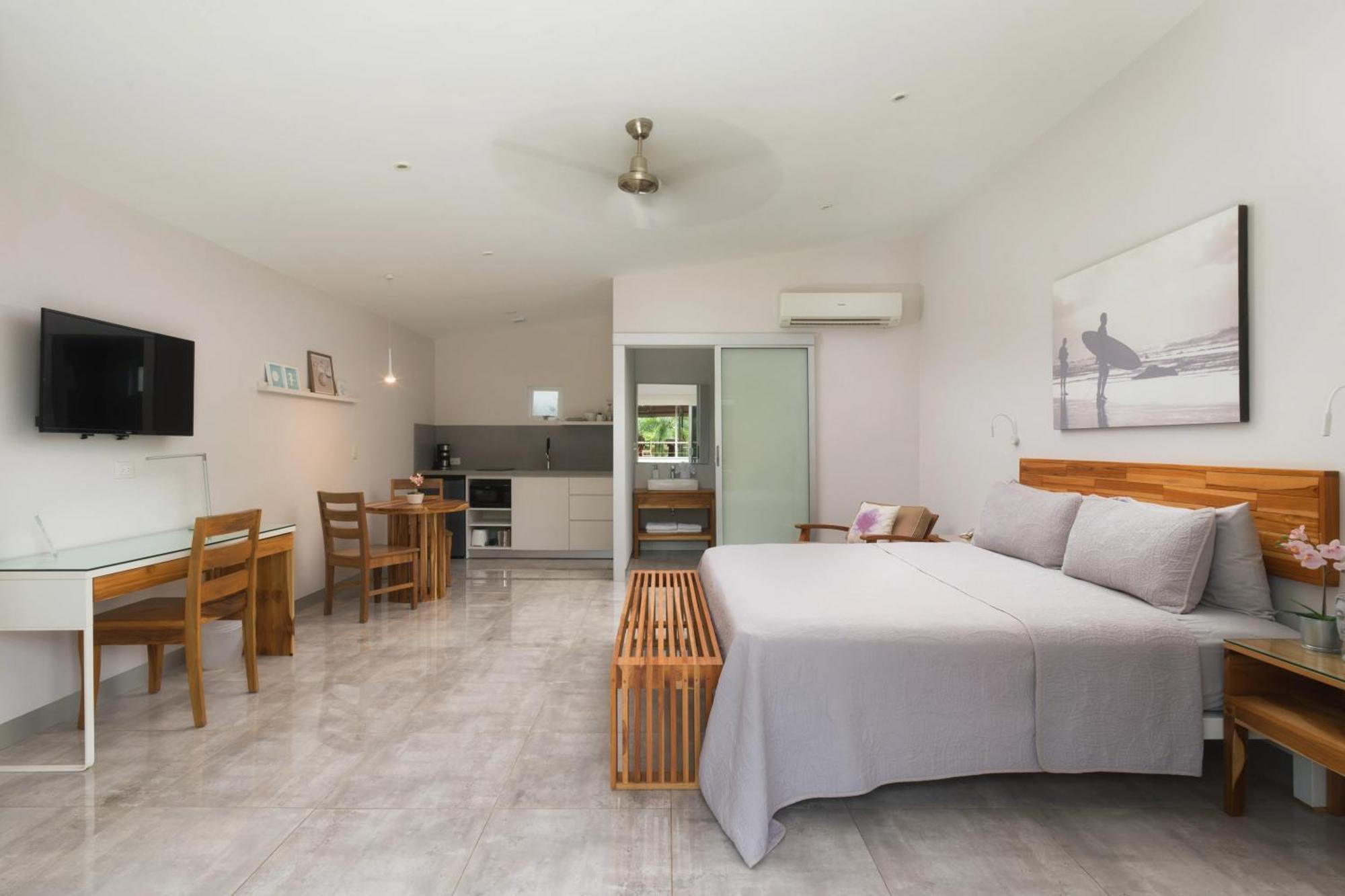 Tamarindo Bay Suites - Self Check In, Adults Only ภายนอก รูปภาพ